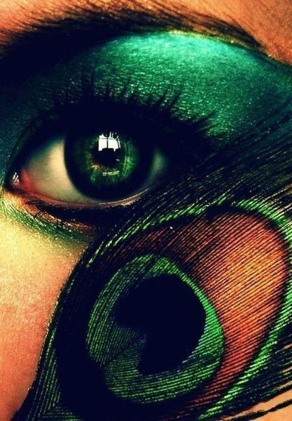 Нурия Султанова