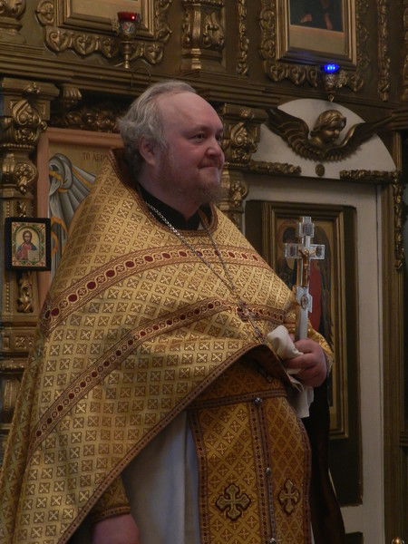 Олег Новиков