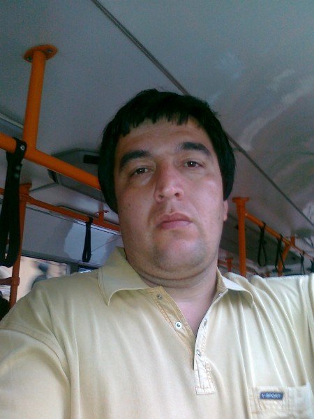 Нуриддин Холов