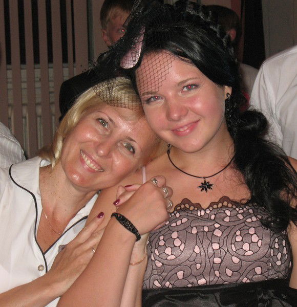 Елена Обухова