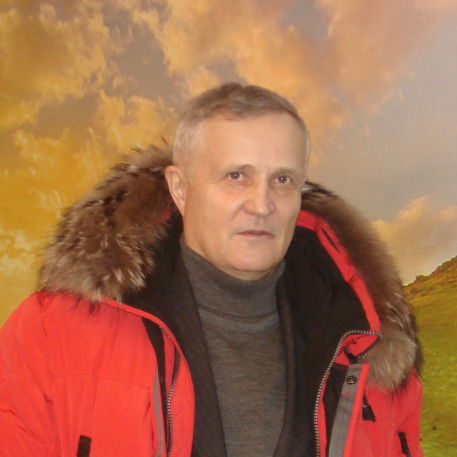 Николай Михайлов