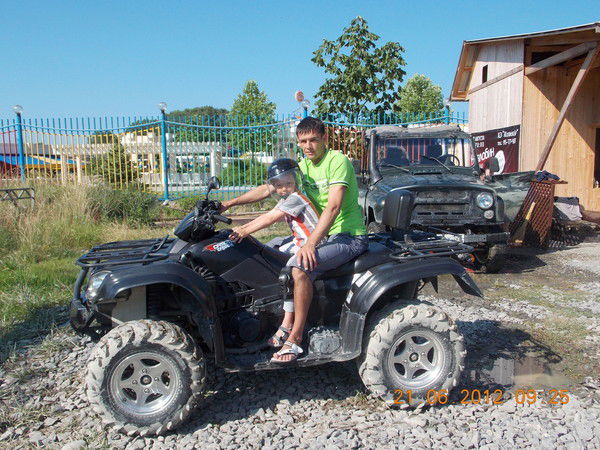 Виталя Лошкарёв