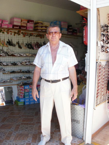 Александр Головин