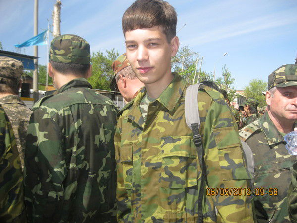 Саня Колесников