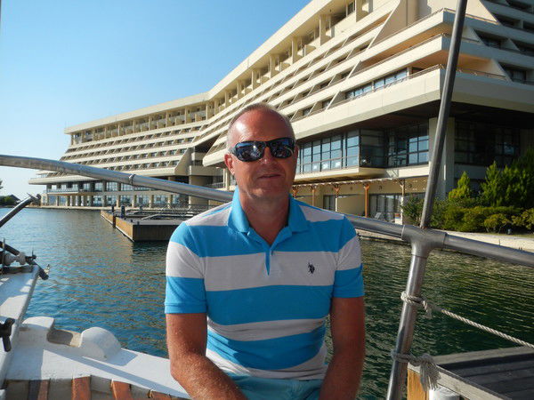 Виктор Печенцов