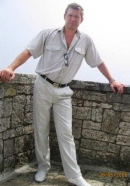 Александр Васильев