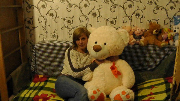 Наташа Белая