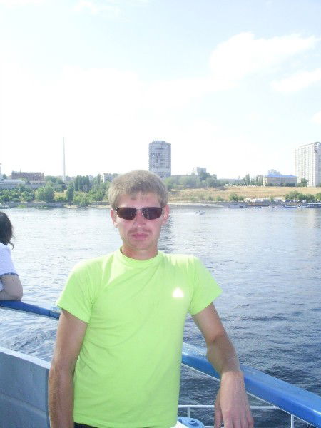 Андрей Антонов