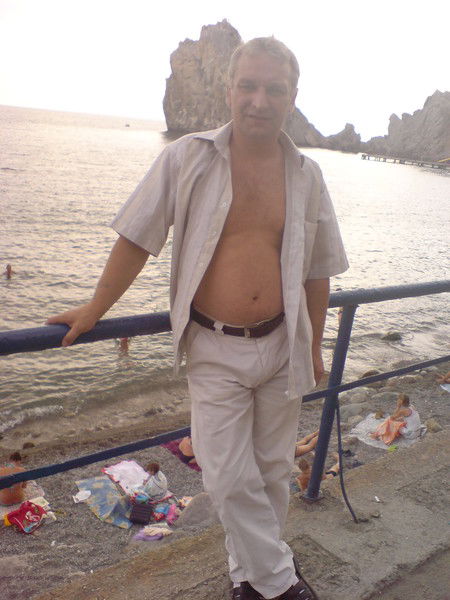 Олег Савельев