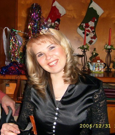 Алёна Заварницына