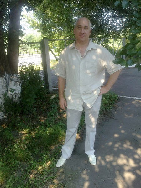 Олег Пустовит