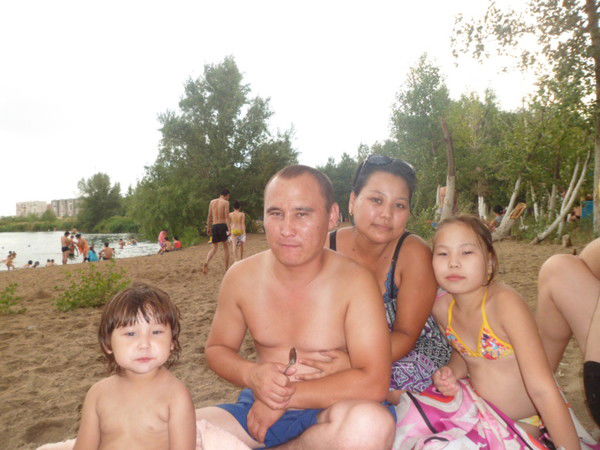 Айнур Туремуратова