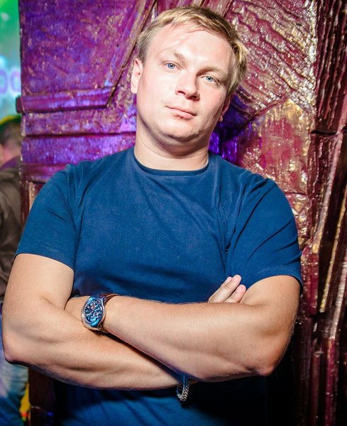 Максим Жданов