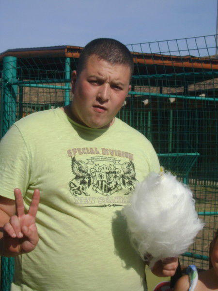 Алишер Мирсадиев