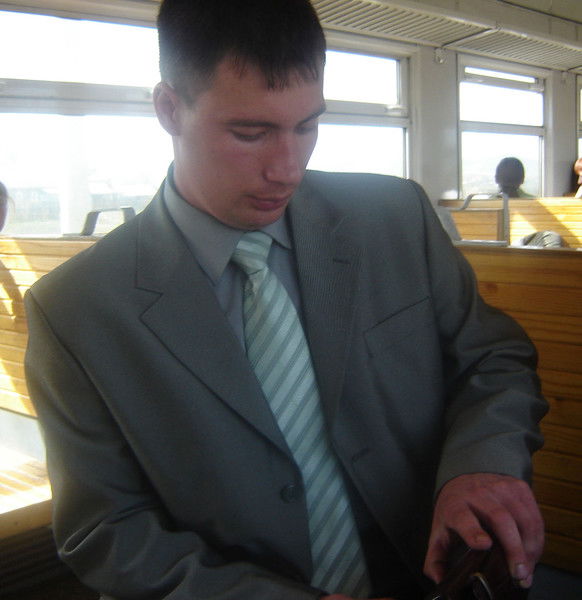 Максим Голомидов