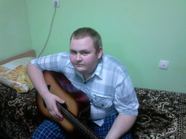 Артем Тихомиров