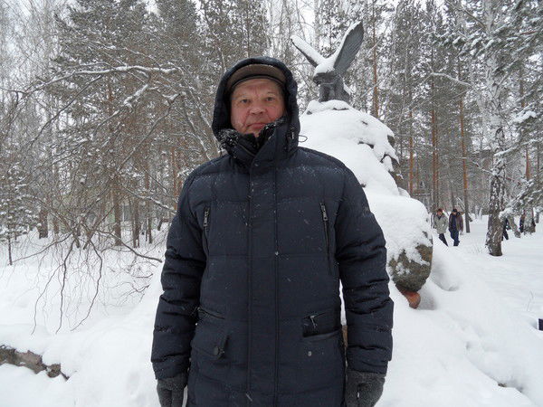 Эльфад Яхин