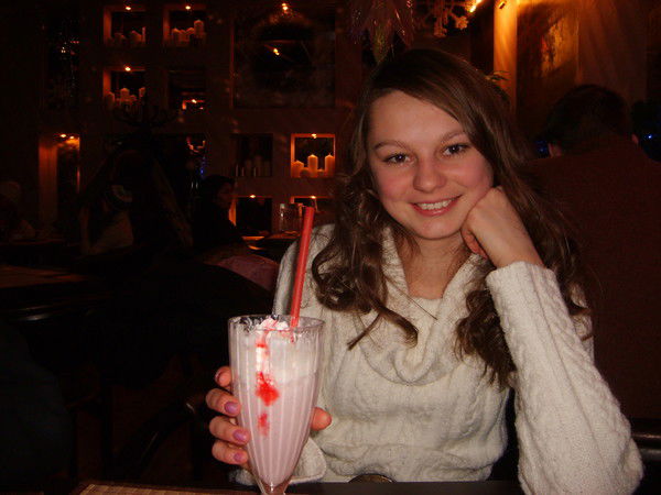 Аня Роднина