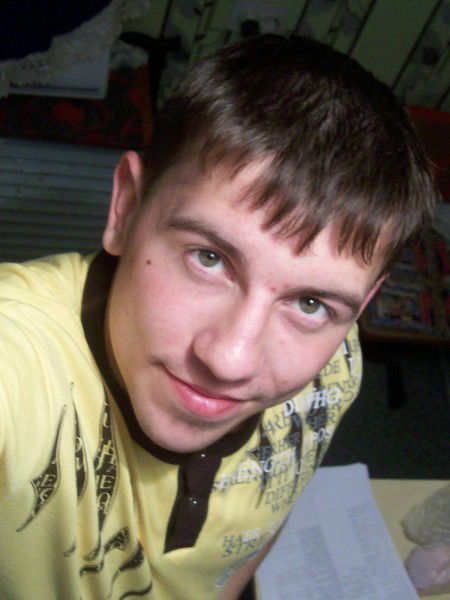 Максим Стариков