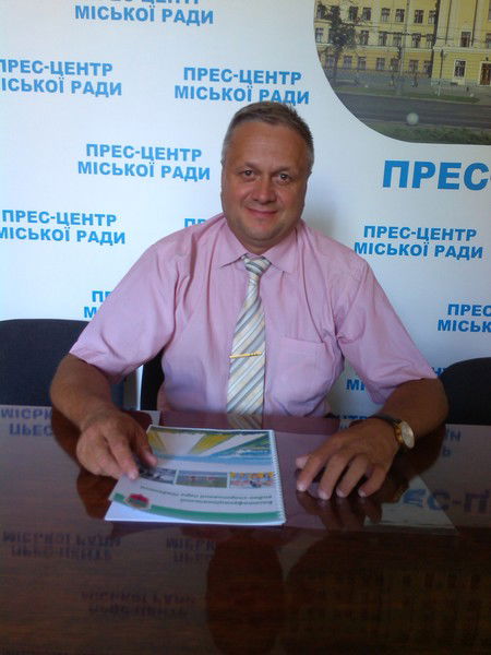 Александр Рощин