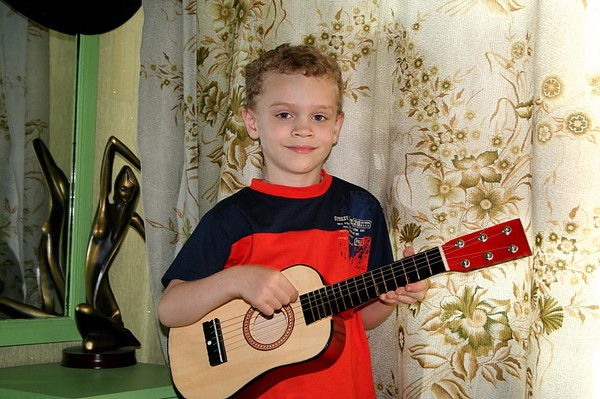 Артем Петренко