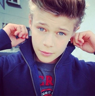 Леон Волков