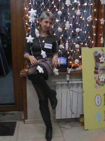 Devchynka Kari-Glazaya