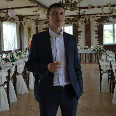 Максим Белов