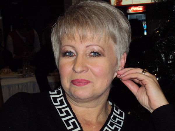 Елена Перевозникова