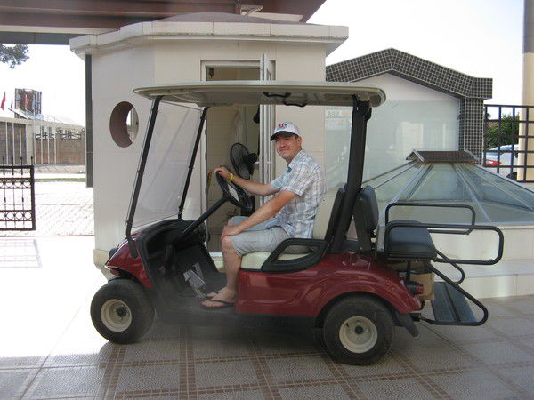 Александр Наумов