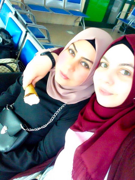 Лора Домбаева