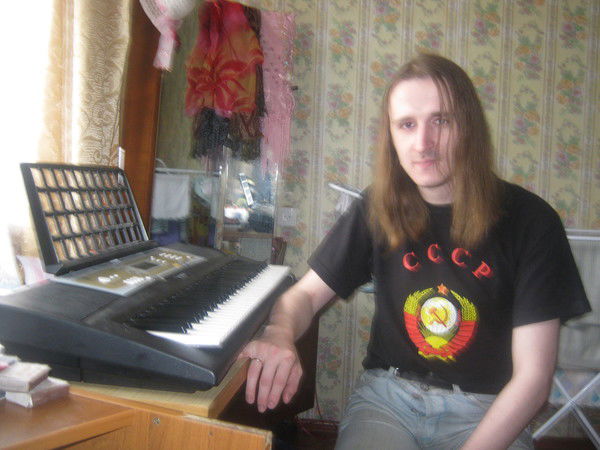 Денис Царев