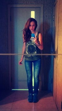 Виктория Попова