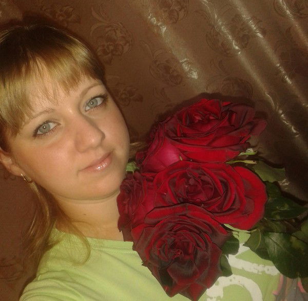 Оля Логиновская