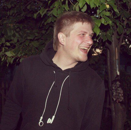 Павел Петровцев