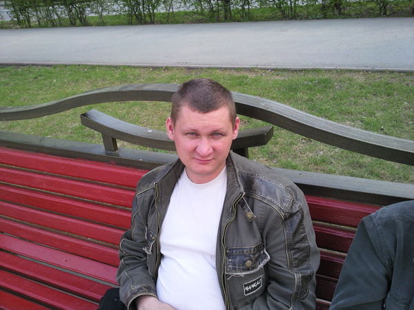 Александр Дементьев