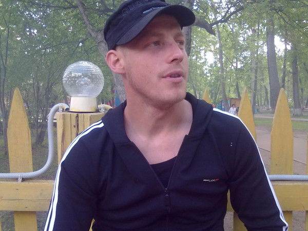 Максим Зиновьев