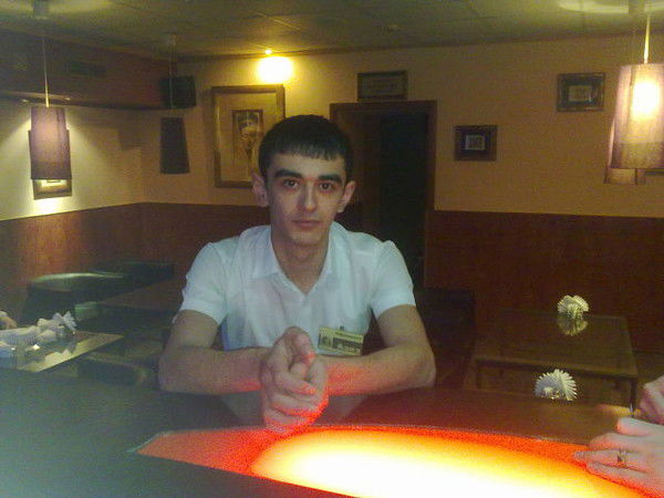 Азиз Рахмонов