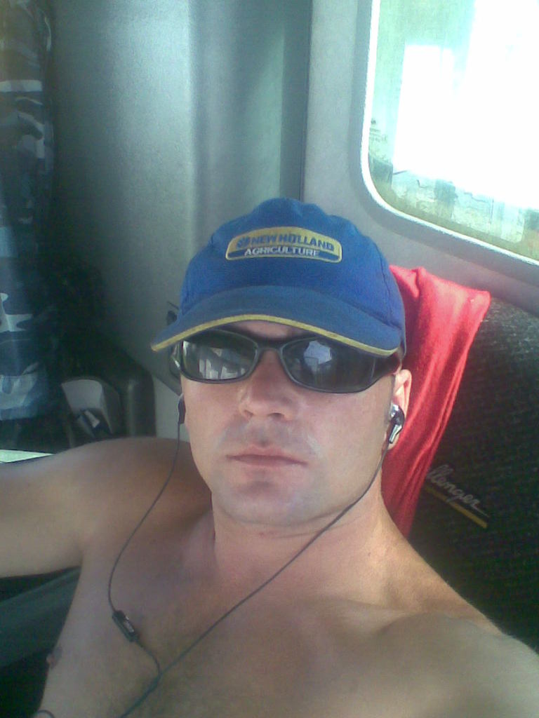 Николай Оськин