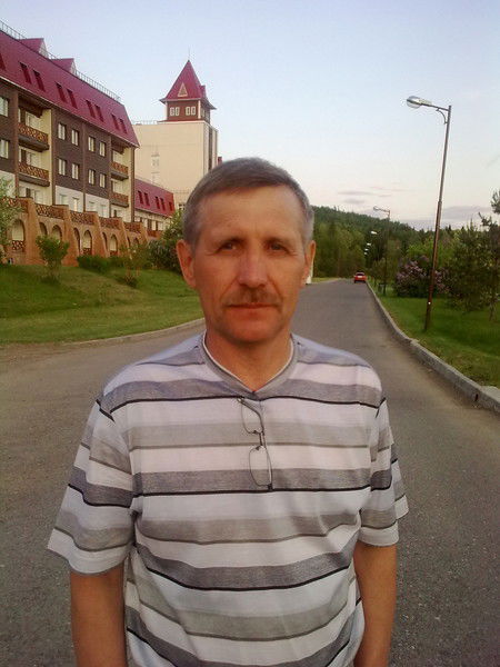 Геннадий Ермолин