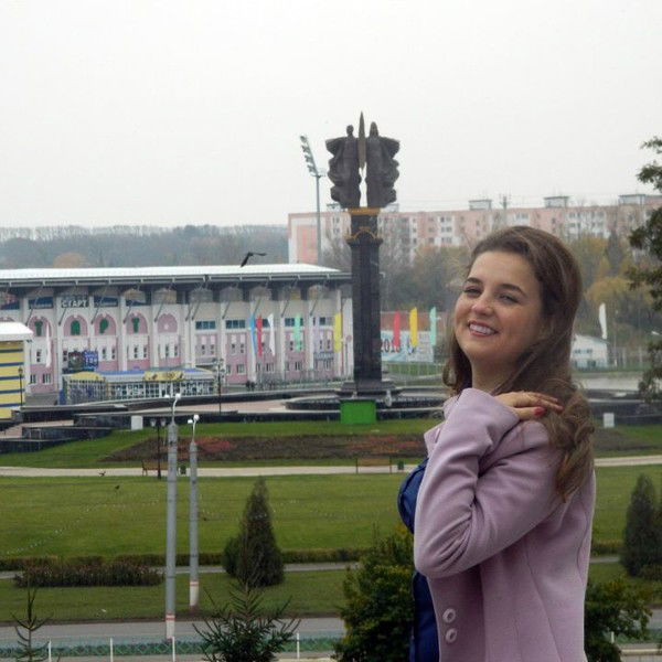 Арина Калашникова