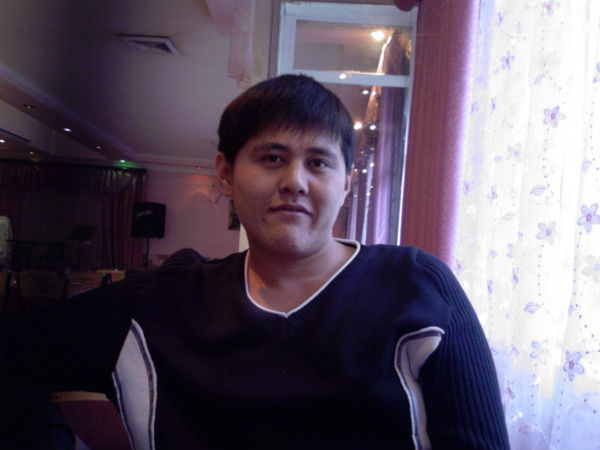 Аркен Насыров