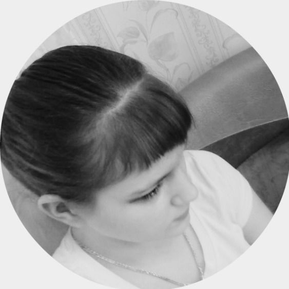 Алена Юшманова