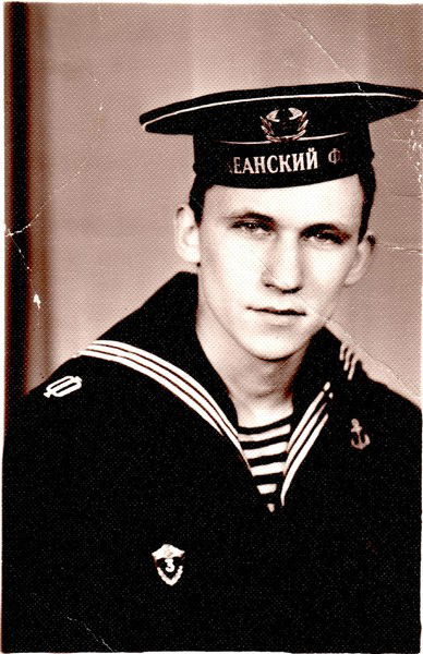 Иван Ларьков