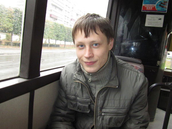 Николай Попов