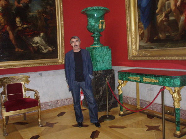 Неизвестно Неизвестно