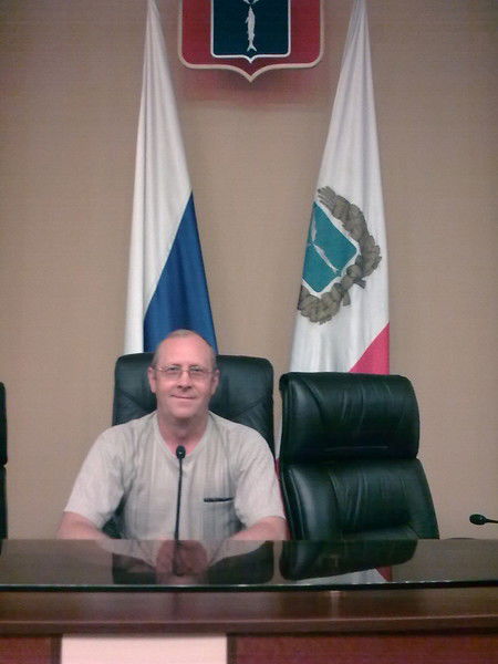 Николай Ларионов