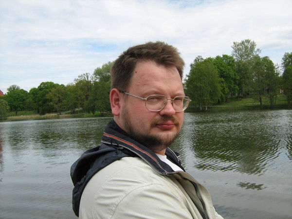 Роман Парфенцев