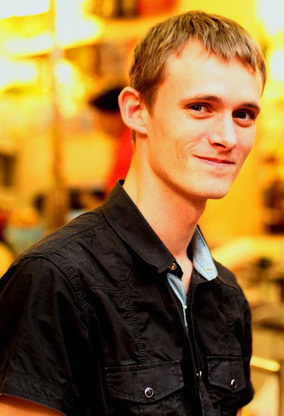 Неизвестно Неизвестно