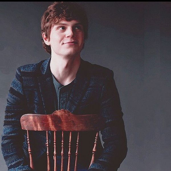 Женя Паустовская